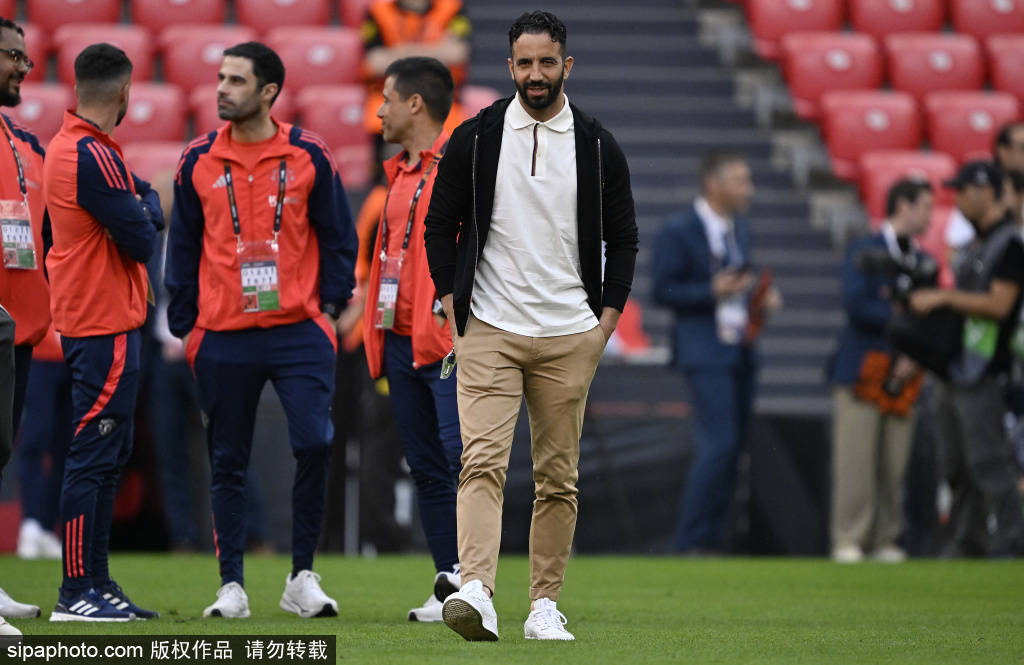 曼联噩梦终结？鲁本·阿莫林有望重返本菲卡